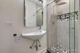 359 Chaparral Cir, Elgin, IL 60120 - Photo 5