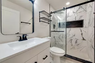 359 Chaparral Cir, Elgin, IL 60120 - Photo 15