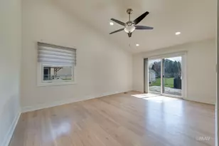 359 Chaparral Cir, Elgin, IL 60120 - Photo 13