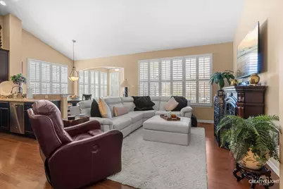 4071 Chesapeake Lane, Naperville, IL 60564 - Photo 3