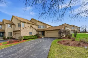 3604 Robert Ct, Hazel Crest, IL 60429 - Photo 1