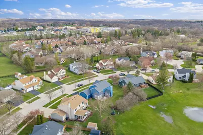 160 Brentwood Trail, Elgin, IL 60120 - Photo 43