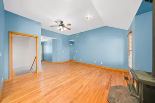 936 Suzy St, Lake Holiday, IL 60548 - Photo 7