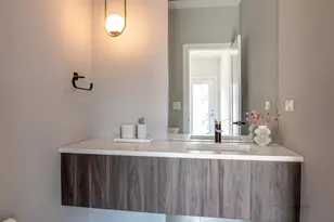 1304 N Lawndale Ave, Chicago, IL 60651 - Photo 17