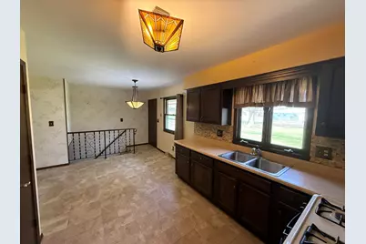 850 Palau Parkway, Rockford, IL 61108 - Photo 15