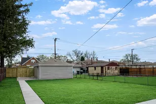 7317 S Mozart St, Chicago, IL 60629 - Photo 3