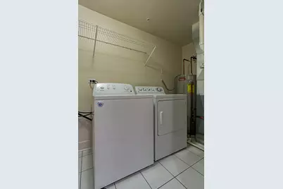 2100 Greenwood Street #106, Evanston, IL 60201 - Photo 13