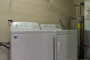 2100 Greenwood St, Evanston, IL 60201 - Photo 13