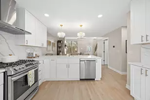 11108 Westminster Dr, Westchester, IL 60154 - Photo 15