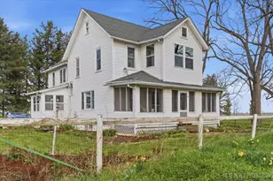 7930 E Line Rd, Kirkland, IL 60146 - Photo 11