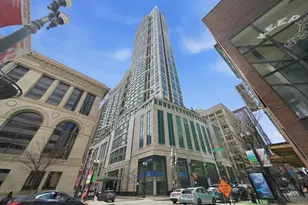 130 N Garland Ct, Chicago, IL 60602 - Photo 1