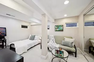 144 N Fiore Pkwy, Vernon Hills, IL 60061 - Photo 37