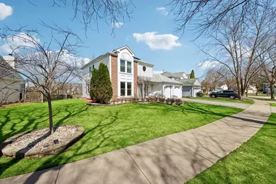 144 N Fiore Parkway, Vernon Hills, IL 60061 - Photo 3