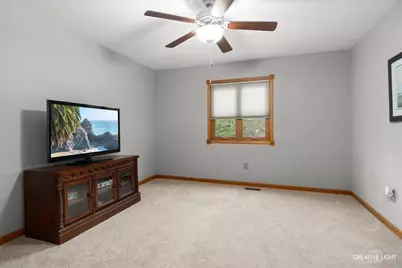 5 W Royal Oaks Drive, Bristol, IL 60512 - Photo 19