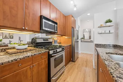 2547 N Clark Street #2N, Chicago, IL 60614 - Photo 11