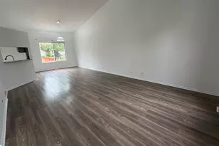 2354 Nantucket Ln, Elgin, IL 60123 - Photo 5