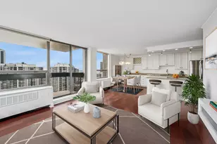 [Address not provided], Chicago, IL 60610 - Photo 9