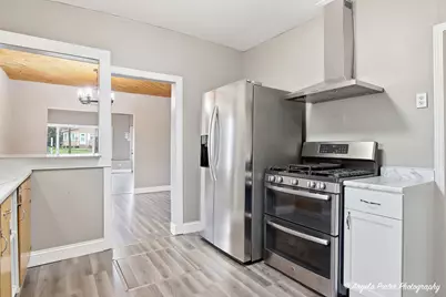 320 E Washington Street, Round Lake Park, IL 60073 - Photo 13