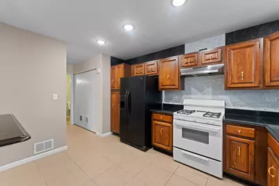 15D Fernwood Drive, Bolingbrook, IL 60440 - Photo 7