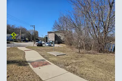 1 S Lincoln Avenue, Carpentersville, IL 60110 - Photo 7