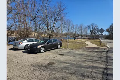 1 S Lincoln Avenue, Carpentersville, IL 60110 - Photo 9