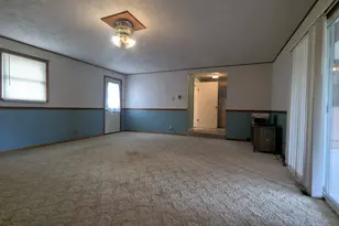 209 Hickory Ln, Momence, IL 60954 - Photo 35