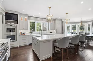 1877 Banbury Rd, Inverness, IL 60067 - Photo 7