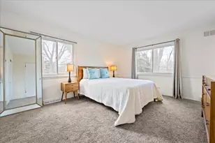 230 W Center Ave, Lake Bluff, IL 60044 - Photo 17