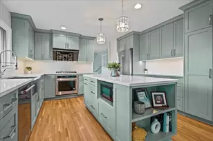 230 W Center Ave, Lake Bluff, IL 60044 - Photo 11