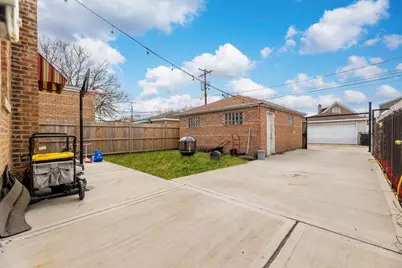7124 S Kedzie Avenue, Chicago, IL 60629 - Photo 15