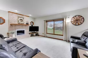 873 Hampton Dr, Carol Stream, IL 60188 - Photo 17