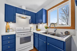 1140 Ohio Ct, Aurora, IL 60505 - Photo 11