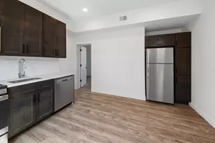 1921 W Summerdale Ave, Chicago, IL 60640 - Photo 3