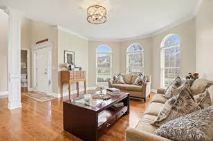 911 E Butterfield Circle, Shorewood, IL 60404 - Photo 7