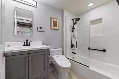 2310 Brown Avenue, Evanston, IL 60201 - Photo 11