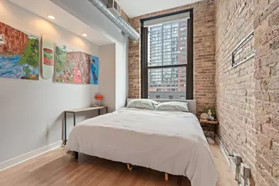 [Address not provided], Chicago, IL 60654 - Photo 9