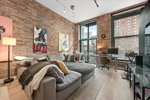 [Address not provided], Chicago, IL 60654 - Photo 3