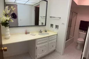 4940 Foster St, Skokie, IL 60077 - Photo 13