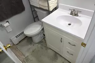 8053 W Churchill Ave, Niles, IL 60714 - Photo 9