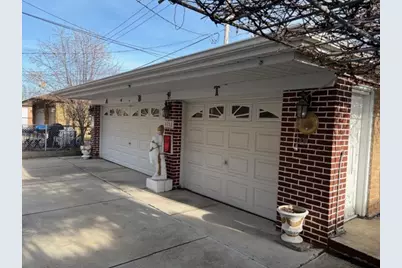 8053 W Churchill Avenue, Niles, IL 60714 - Photo 19