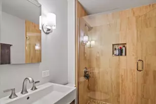 3323 N Paulina St, Chicago, IL 60657 - Photo 21