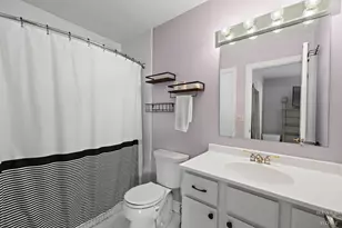 1955 N Heritage Dr, Palatine, IL 60074 - Photo 25