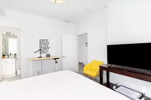 103 Home Ave, Oak Park, IL 60302 - Photo 5