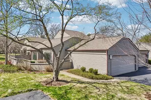 718 Shoreline Rd, Lake Barrington, IL 60010 - Photo 1