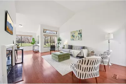 718 Shoreline Road #718, Lake Barrington, IL 60010 - Photo 11