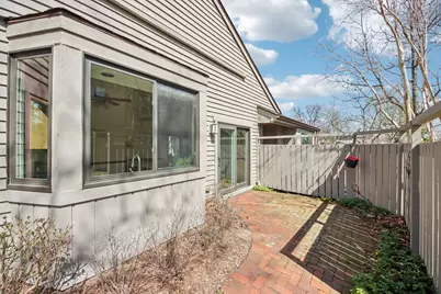 718 Shoreline Road #718, Lake Barrington, IL 60010 - Photo 17