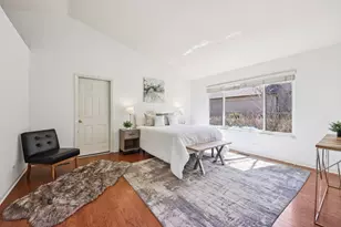 718 Shoreline Rd, Lake Barrington, IL 60010 - Photo 5