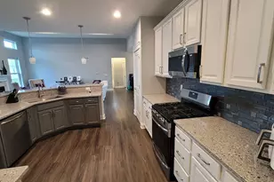 1919 Truman St, Sycamore, IL 60178 - Photo 29