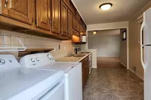 591 Audrey Ln, Wheeling, IL 60090 - Photo 5