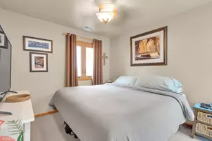 6528 Ridge Dr, Chicago Ridge, IL 60415 - Photo 15